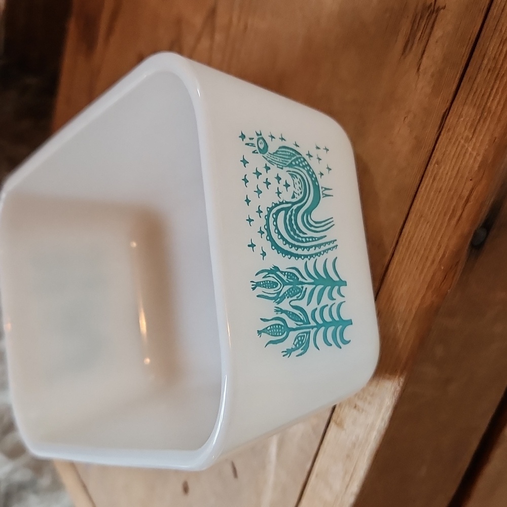 Pyrwx Refrigerator Dish - Picture 3 of 7